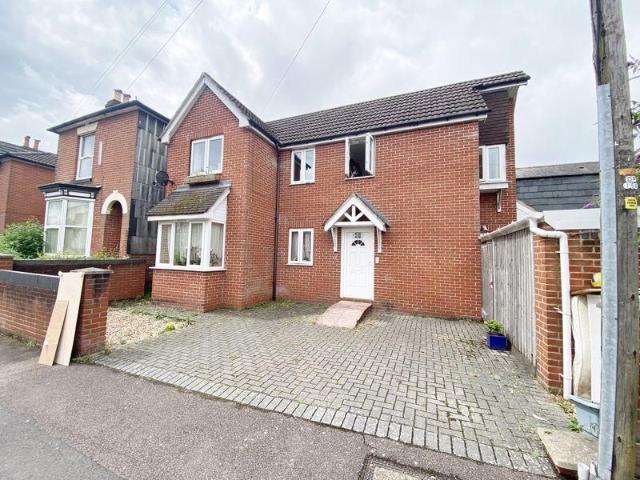 Cambridge Road, Southampton, SO14 6TA 2 bed apartment to rent £1,200 pcm £277 pw