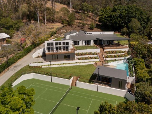 Cambridge | The Gap's Ultimate Private Luxury Estate