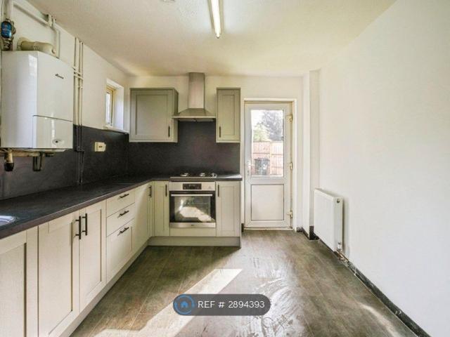 Camden Gardens, Thornton Heath CR7, 3 bed semi detached house to rent, £2,000 pcm | PrimeLocation