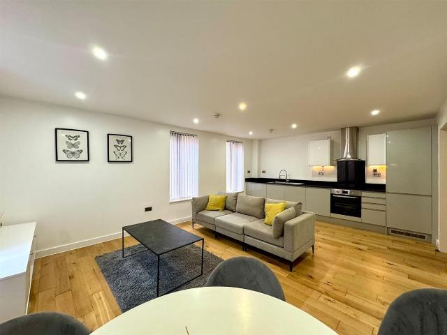 Camden Street, Birmingham B1, 2 bed flat to rent, £1,200 pcm | PrimeLocation