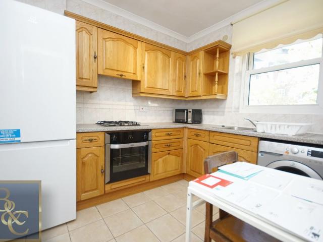 Camden Park Road, Camden NW1, 3 bed flat to rent, £3,402 pcm | PrimeLocation