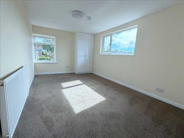 Camden Road, Tunbridge Wells TN1, 1 bed flat to rent, £1,200 pcm | PrimeLocation