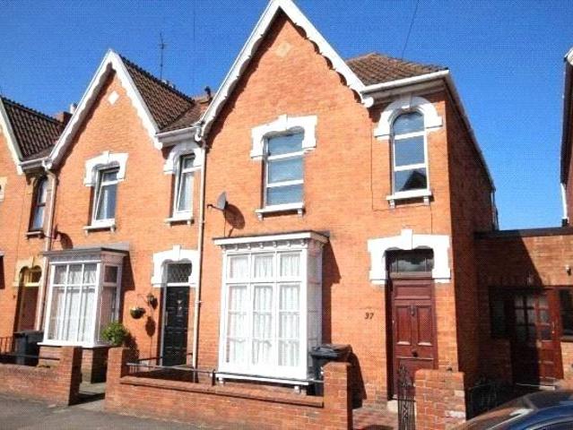 Camden Road, Bridgwater, Somerset, TA6 House share to rent £650 pcm £150 pw