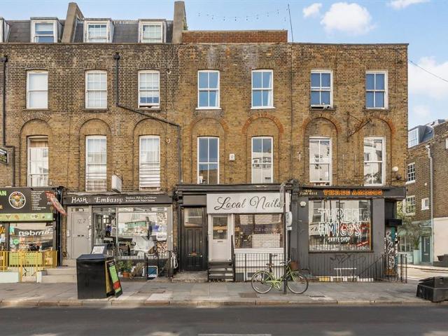 Camden Road, Camden NW1, 2 bed maisonette to rent, £2,600 pcm | PrimeLocation