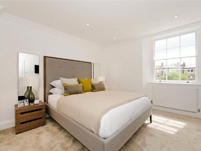 Camden Road, London NW1, 2 bed flat to rent, £2,750 pcm | PrimeLocation