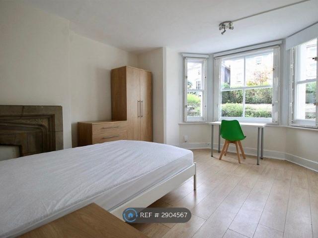 Camden Road, London NW1, 3 bed flat to rent, £3,845 pcm | PrimeLocation