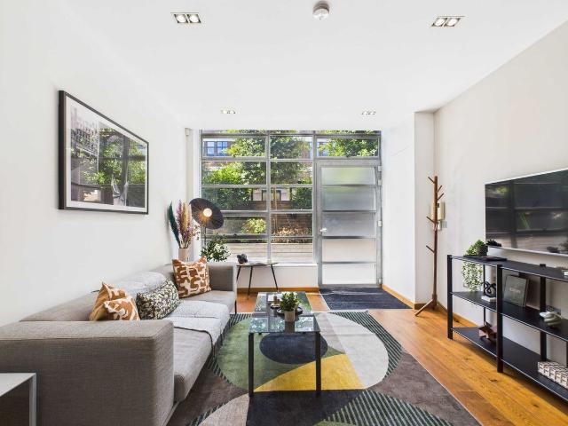 Camden Town NW1, 1 bed flat to rent, £8,350 pcm | PrimeLocation