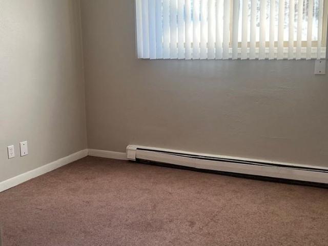 Camelot Apartments Camelot Apartment Management Inc. 1 Bedroom Apartment for Rent at 4901 S Pennsylvania Ave, Lansing, MI 48910 Old Everett