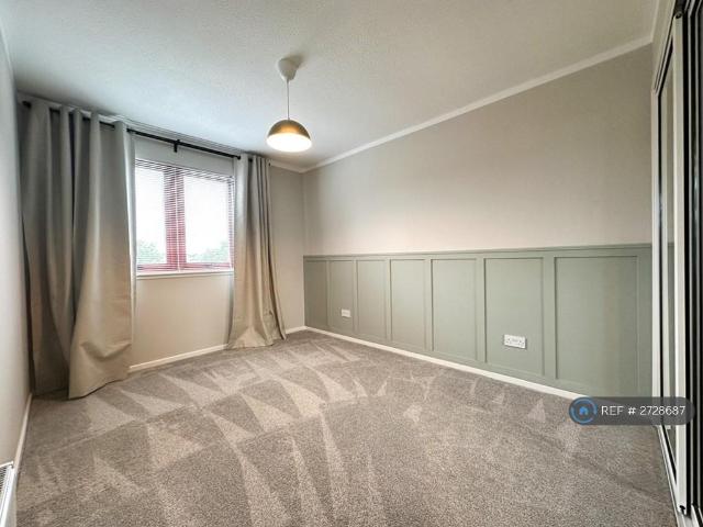 Camelon, Falkirk, FK1 2 bed flat to rent £825 pcm £190 pw