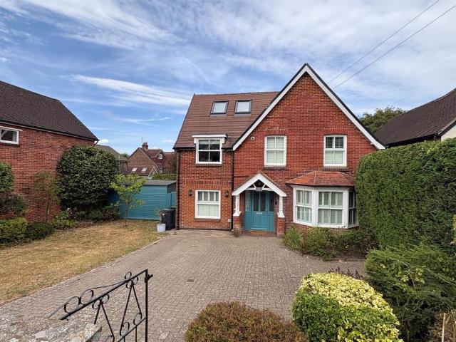 Camelsdale Road, Camelsdale, GU27 5 bed detached house to rent £3,250 pcm £750 pw