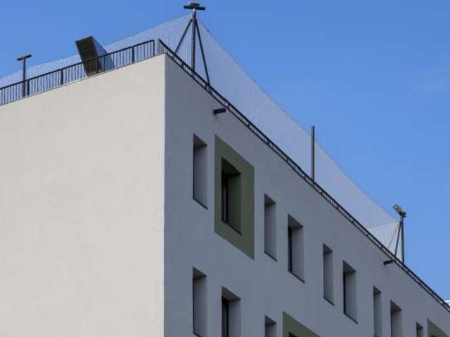 Camera con bagno privato in affitto in Residence a Torino