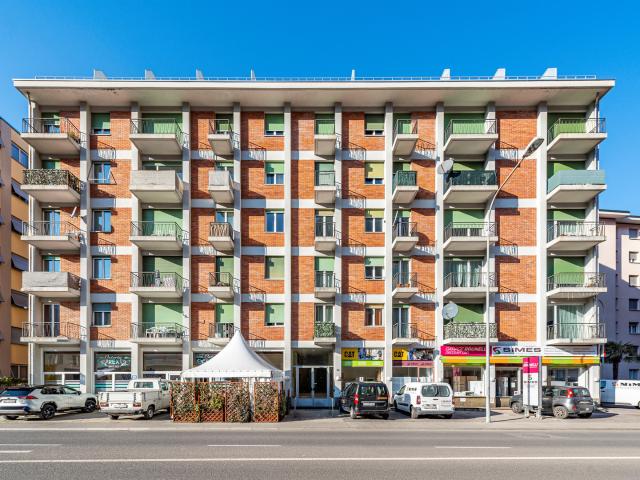 Camere singole in locazione all’ultimo piano – posizione strategica