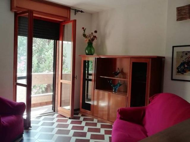 CAMERE PER STUDENTI/ESSE LAVORATORI/TRICI