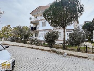 Camikebir Mahallesinde Bahçe Kullanımlı 3+1 Eşyalı Kiralık Daire