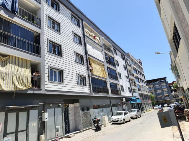 Camikebir Mahallesinde Satılık 3+1 Daire