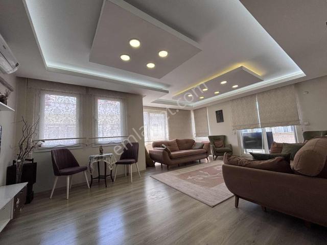 Camii Mahallesi Dubleks 3+1 Çok Geniş Ayrı Mutfak Satılık Daire