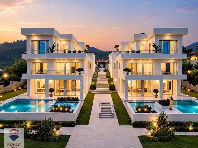 Camilide Özel Havuzlu | Lüks | Müstakil Bahçeli Prestijli Villa