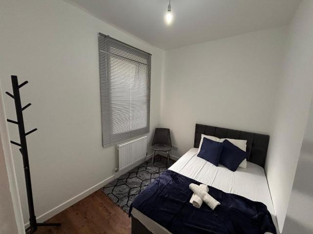 Camilla Road, London SE16, 2 bed flat to rent, £2,700 pcm | PrimeLocation