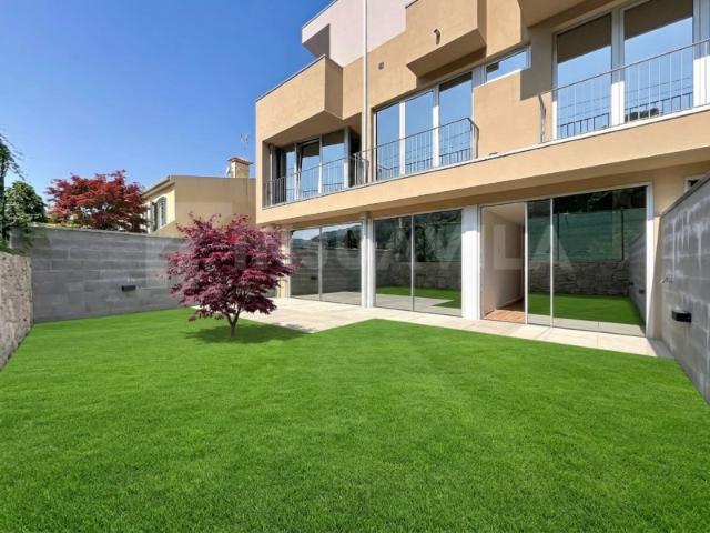 Caminha Andar Moradia T2 com garagem fechada e jardim privado