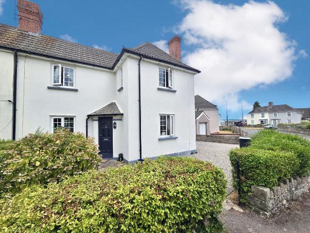 Camp Road, Chepstow, 5 NP16, 3 bed end terrace house to rent, £1,400 pcm | PrimeLocation