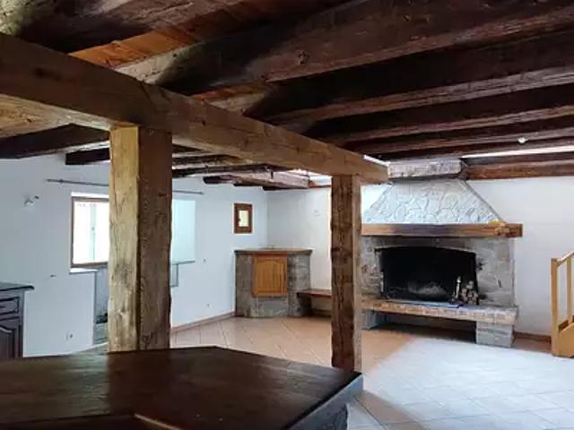 Campan 65710 Location maison 6 pièces t6
