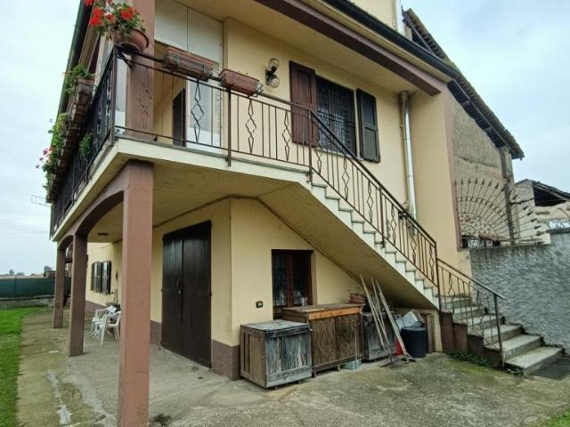 campagna 6 vani 350mq