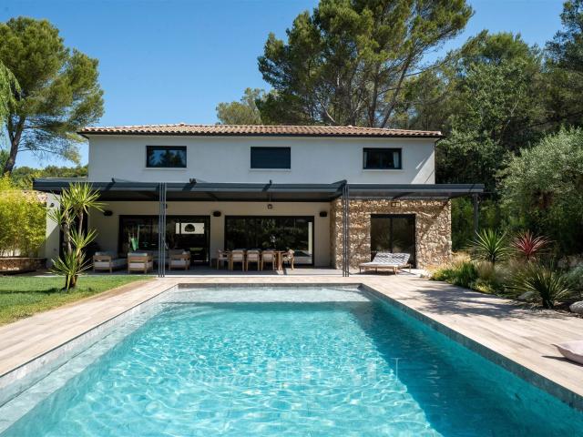 Campagne d'Aix en Provence Maison contemporaine 176m² Aix en Provence