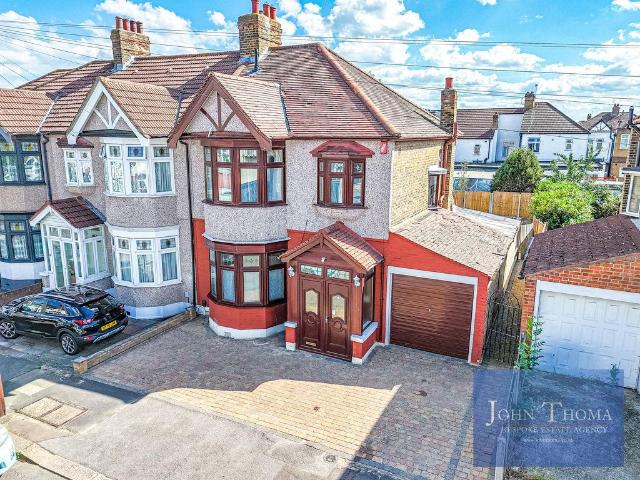 Campbell Avenue, Barkingside IG6 3 bed semi detached house to rent £2,600 pcm £600 pw