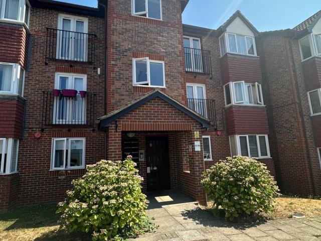 Campbell Gordon Way, London NW2, 2 bed flat to rent, £1,800 pcm | PrimeLocation