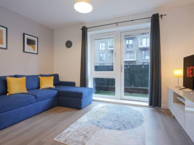 Campbell Park Civil Parish MK9, 1 bed flat to rent, £2,760 pcm | PrimeLocation