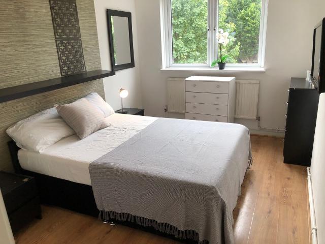 Campbell Road, London E3, 2 bed flat to rent, £2,250 pcm | PrimeLocation