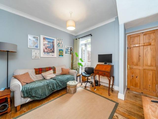 Campbell Road, TW2, London