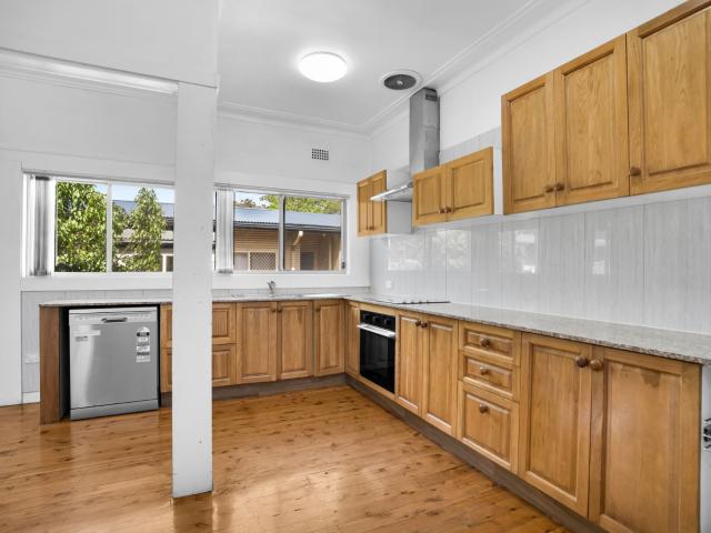 Campbelltown, 12 Innes Street