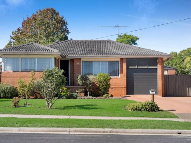 Campbelltown, 64 Macquarie Avenue