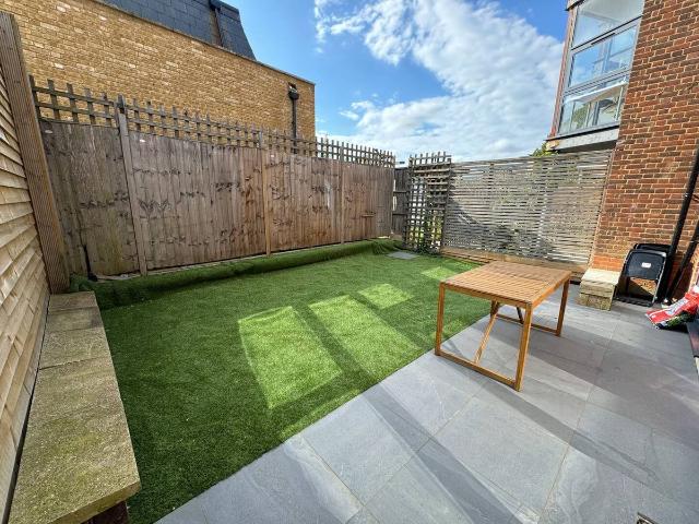 Campdale Road, London N7, 2 bed flat to rent, £3,300 pcm | PrimeLocation
