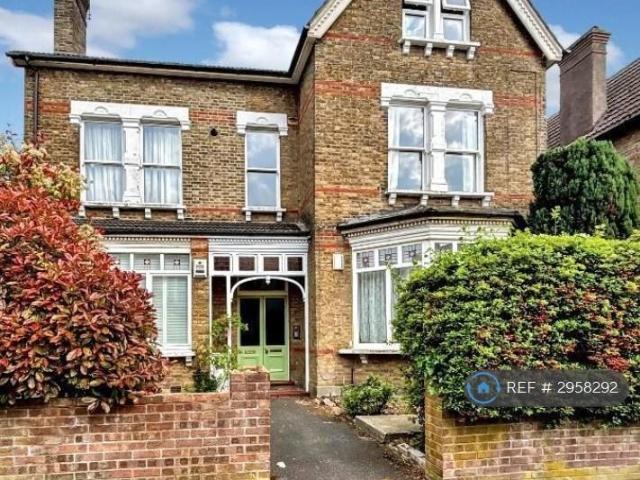 Campden, London, CR2 2 bed flat to rent £1,600 pcm £369 pw