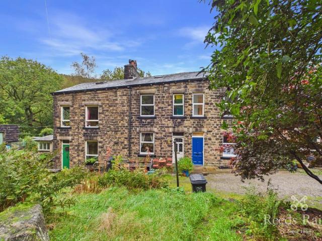 Campden Road, West Yorkshire HX7 2 bed terraced house to rent £1,275 pcm £294 pw