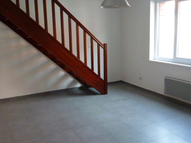CAMPHIN EN CAREMBAULT, APPARTEMENT T3, 69M² HABITABLES AVEC PARKING