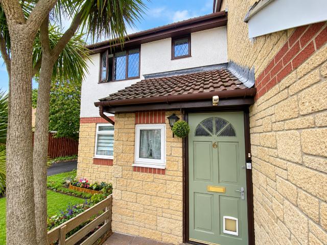 Campion Close, Weston Super Mare BS22, 1 bed flat to rent, £895 pcm | PrimeLocation