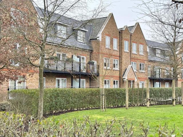 Campion Square, Dunton Green TN14, 2 bed flat to rent, £1,775 pcm | PrimeLocation