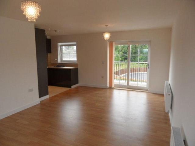 Campions Square, Dunton Green TN14 5FJ 2 bed apartment to rent £1,700 pcm £392 pw