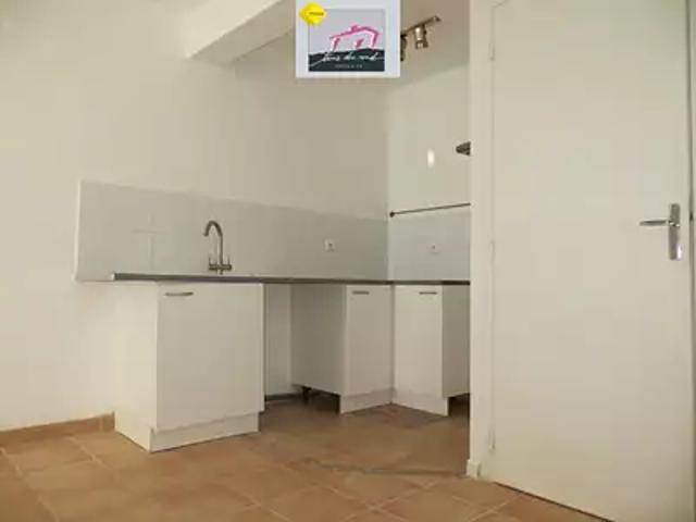 Camplong d'Aude 11200 Location maison 3 pièces t3