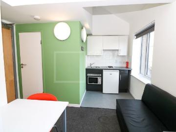 Campus House, Bradford BD7, Studio to rent, £600 pcm | PrimeLocation
