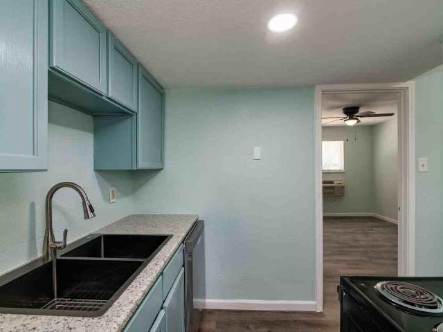 Campus Vista 1 Bedroom Apartment for Rent at 811 S Mesquite St, Arlington, TX 76010