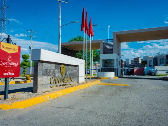 Cantabria Residencial Casa en Venta