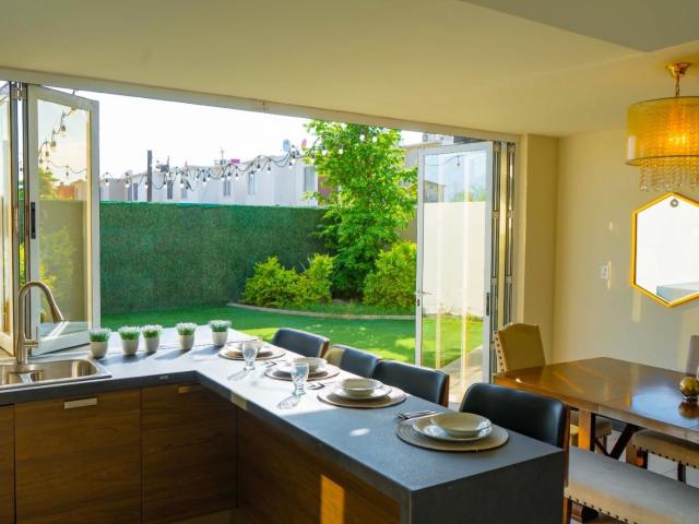 Cantabria Residencial Casa en Venta