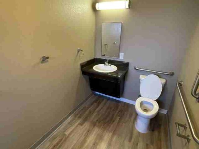 CANTERBURY APARTMENTS 1 Bedroom Apartment for Rent at 3550 S Delaware St, Englewood, CO 80110