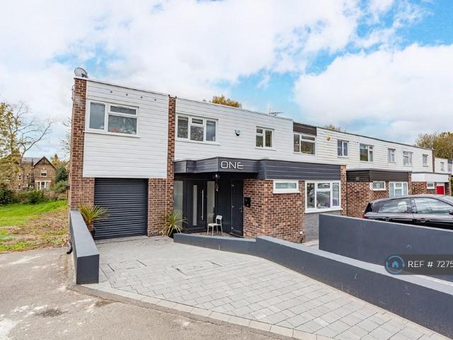Canterbury Close, Kent, BR3 4 bed end of terrace house to rent £3,360 pcm £775 pw