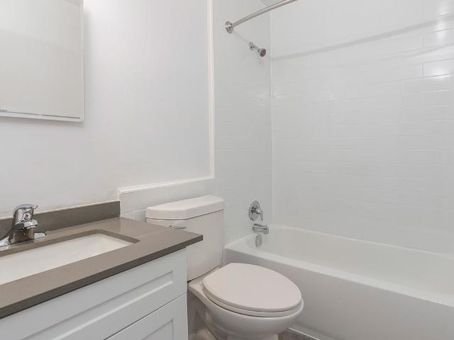 Canterbury Court 2 Bedroom Apartment for Rent at 160 160, 180, 185, 190 Canterbury Court, Sarnia, ON N7T 7P7 South Sarnia