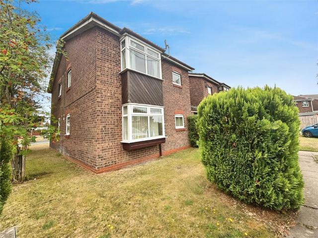 Canterbury Drive, Wolverhampton WV6 1 bed flat to rent £625 pcm £144 pw